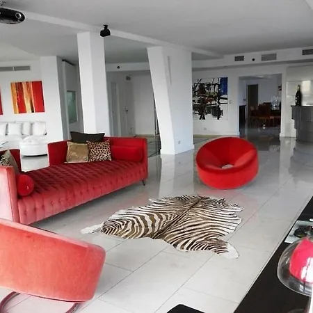 Cozy Flat In