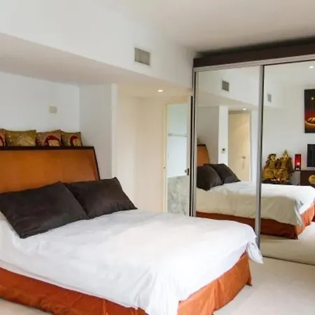 Διαμέρισμα Cozy Flat In *